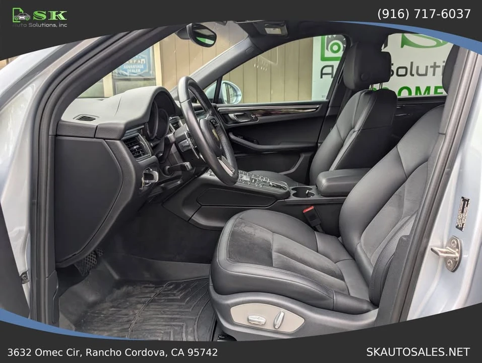 2016 Porsche Macan - Image 12 of 19