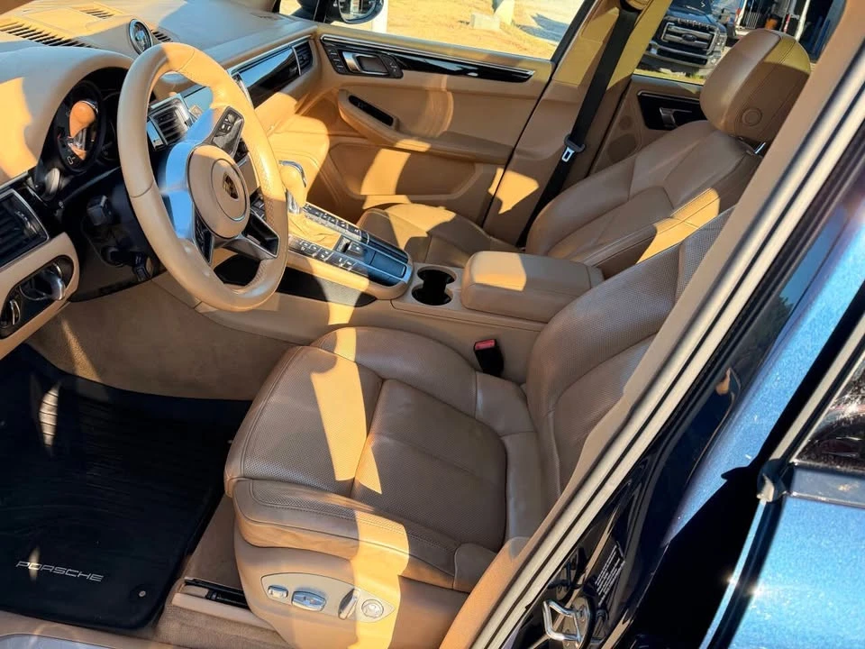 2016 Porsche Macan - Image 6 of 20