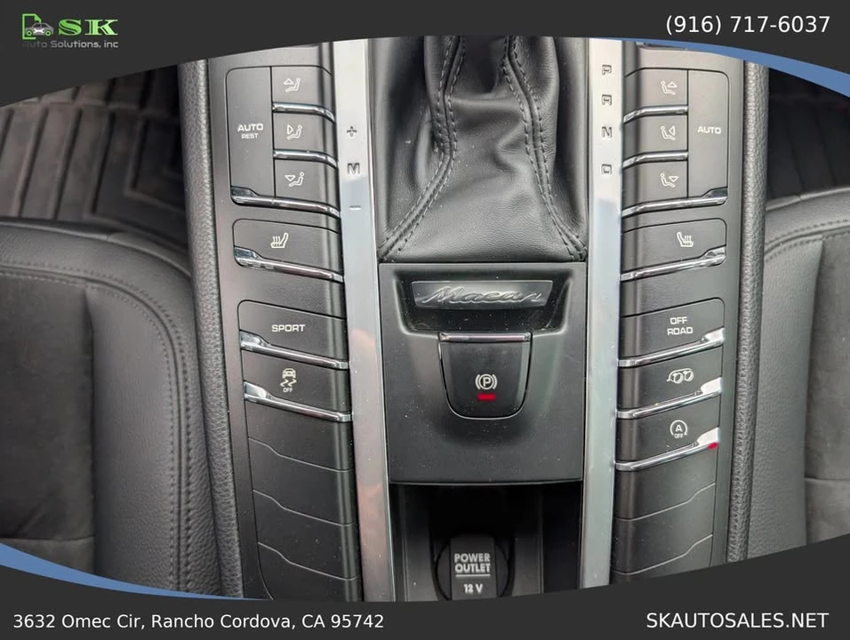 2016 Porsche Macan - Image 16 of 19