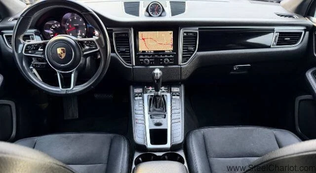 2016 Porsche Macan - Image 12 of 20
