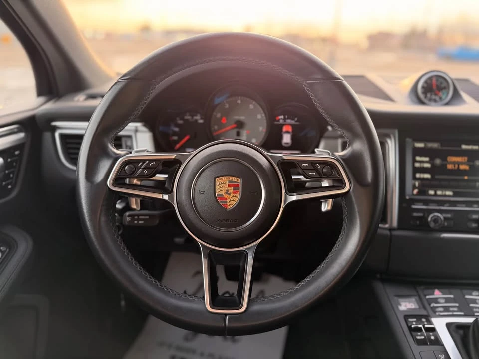 2016 Porsche Macan S - Image 11 of 17