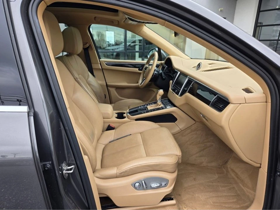 2016 Porsche Macan S - Image 12 of 17
