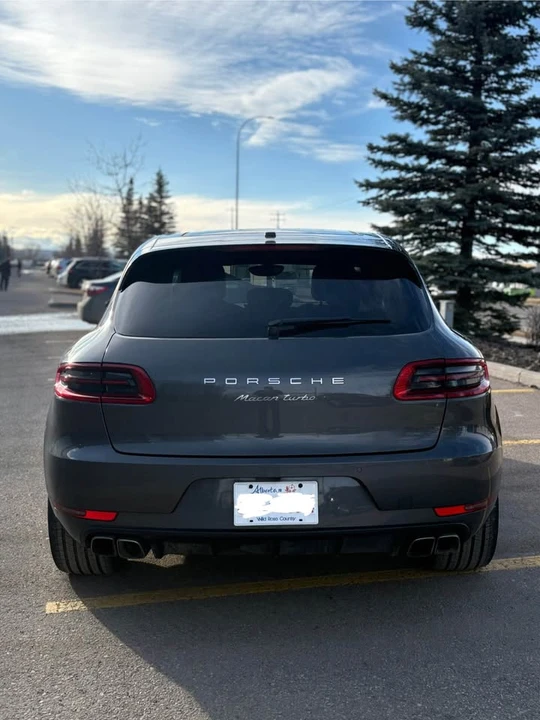 2016 Porsche Macan Turbo - Image 5 of 12