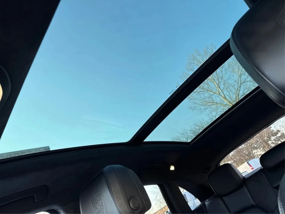 2016 Porsche Macan Turbo - Image 20 of 20