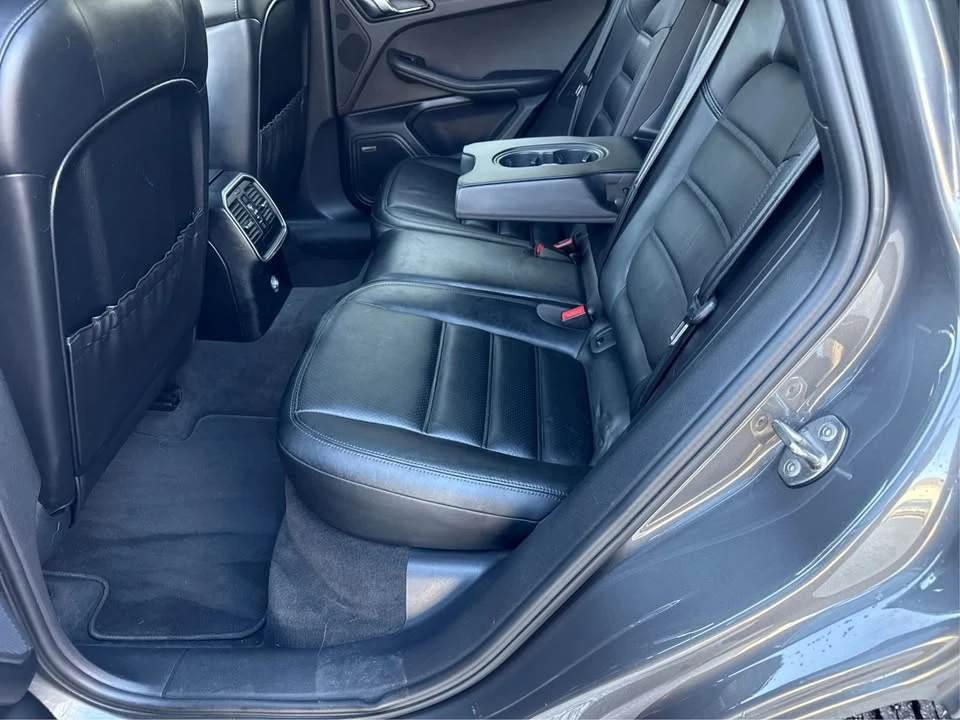 2016 Porsche Macan Turbo - Image 11 of 20