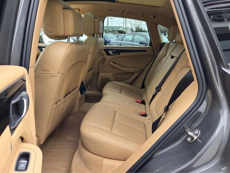2016 Porsche Macan S - Image 10 of 17