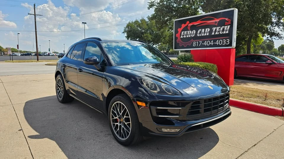 2016 Porsche Macan Turbo - Image 6 of 19