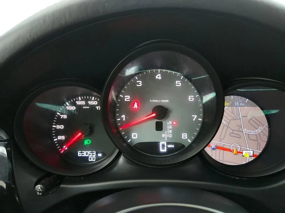 2016 Porsche Macan S - Image 17 of 20