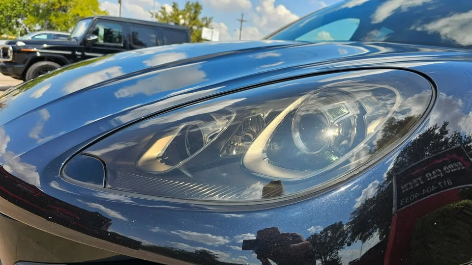 2016 Porsche Macan Turbo - Image 12 of 19