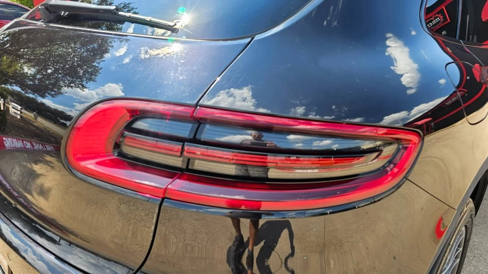 2016 Porsche Macan Turbo - Image 9 of 19