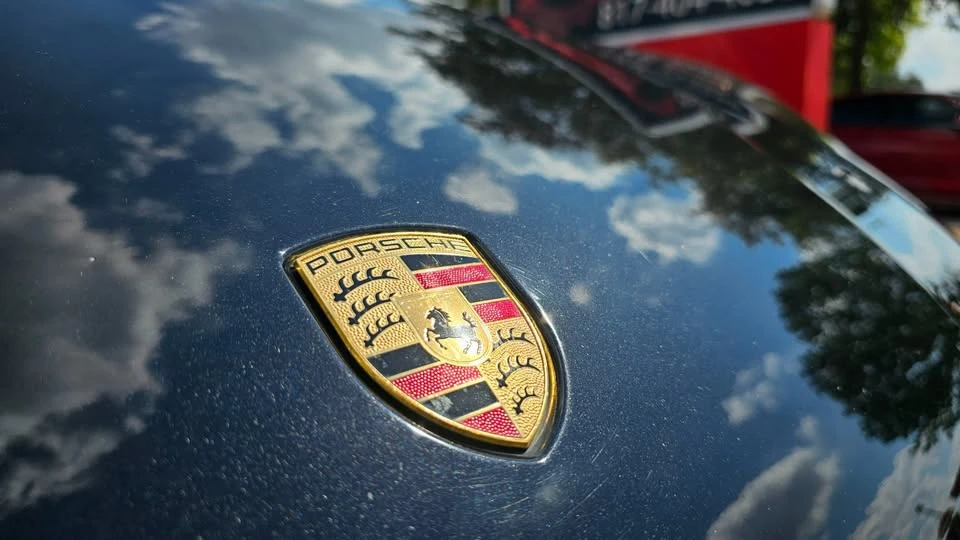 2016 Porsche Macan Turbo - Image 14 of 19