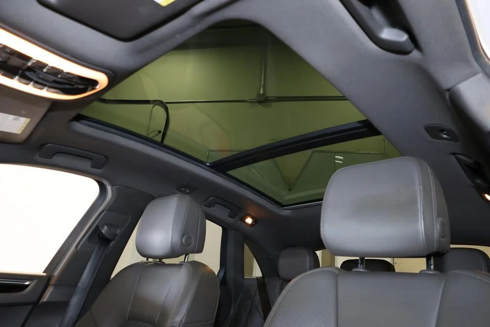 2016 Porsche Macan S - Image 9 of 20