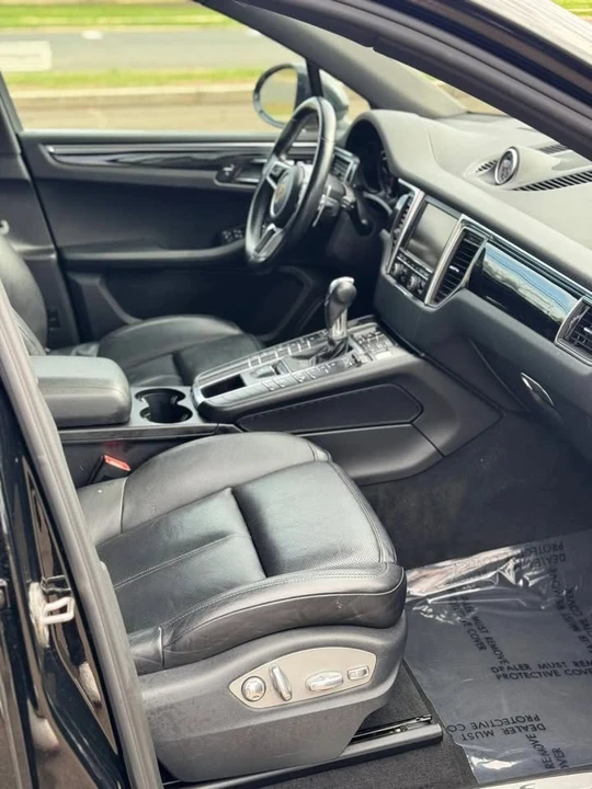 2016 Porsche Macan S - Image 10 of 20