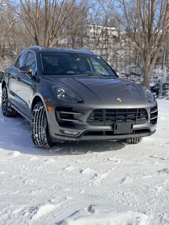2016 Porsche Macan Turbo - Image 15 of 20