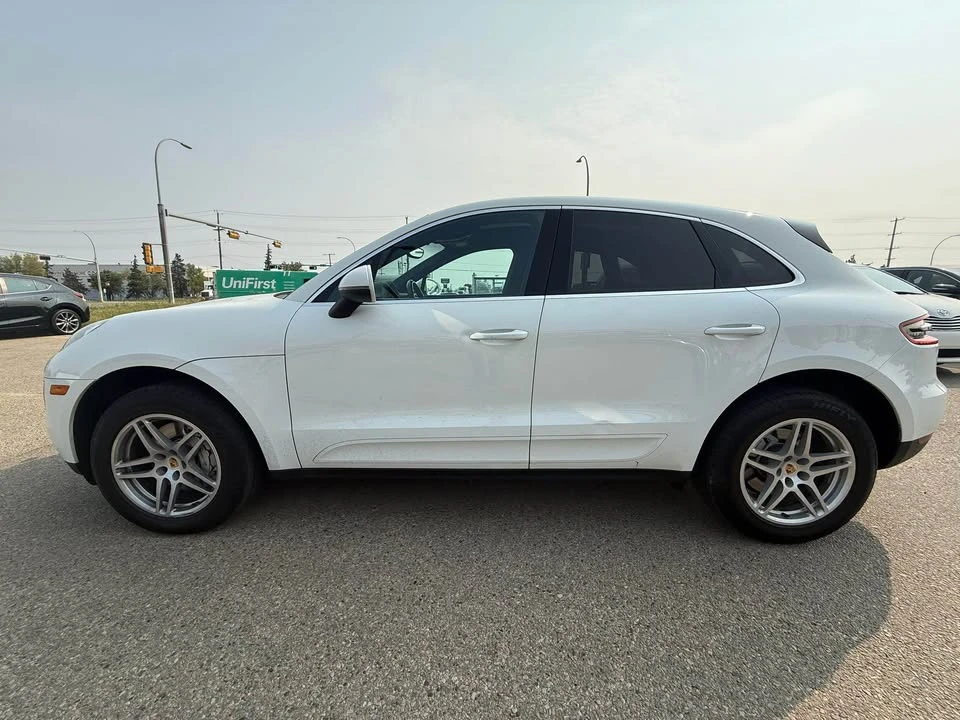 2016 Porsche Macan S - Image 2 of 13