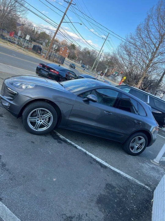 2016 Porsche Macan - Image 3 of 8