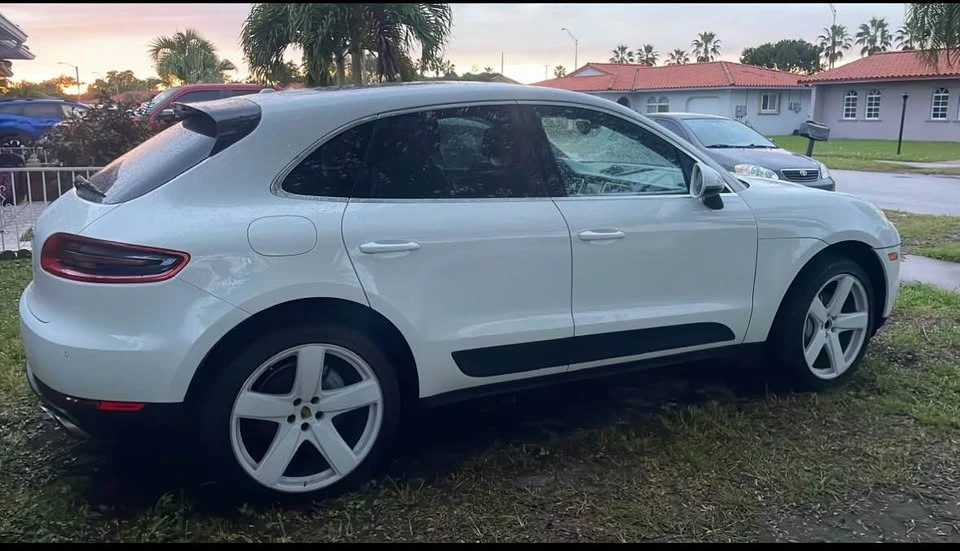 2016 Porsche Macan - Image 6 of 12