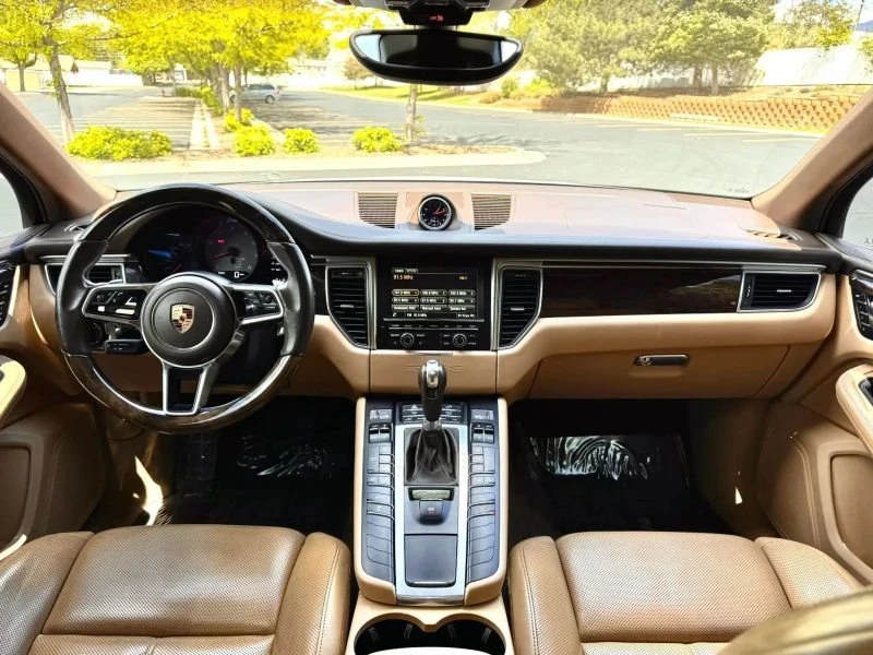 2016 Porsche Macan - Image 6 of 20