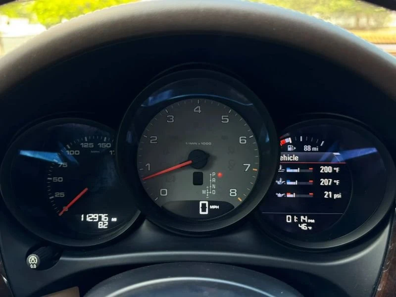 2016 Porsche Macan - Image 8 of 20