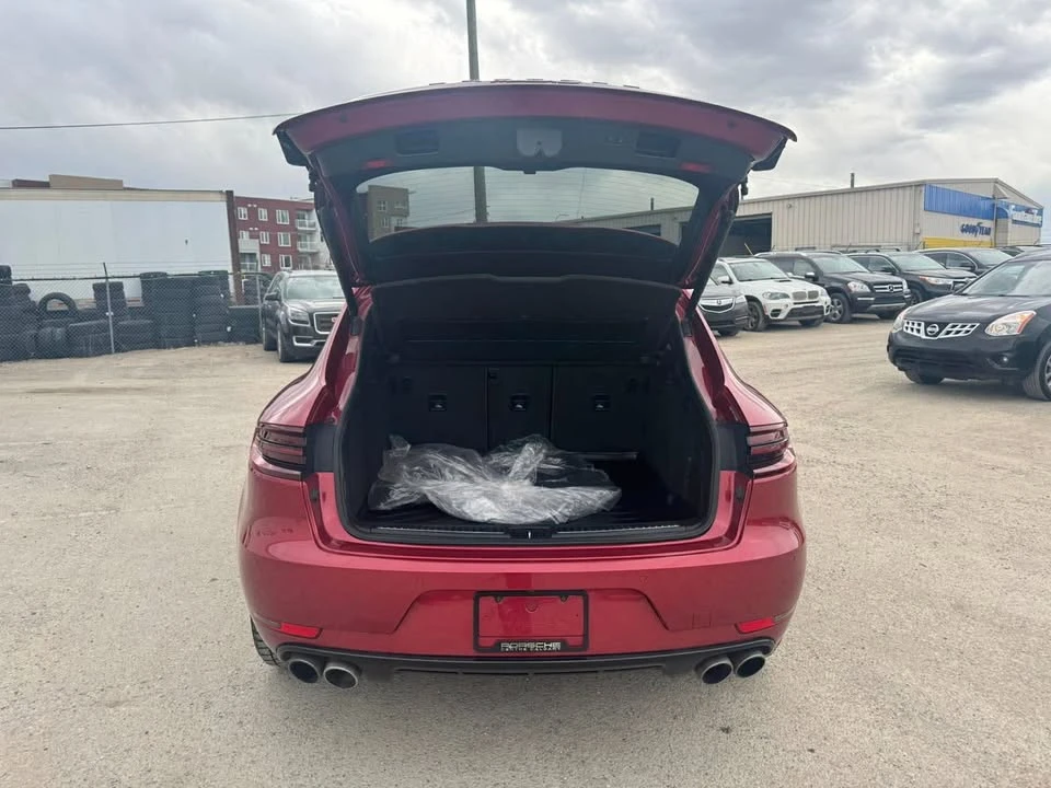 2016 Porsche Macan - Image 5 of 20