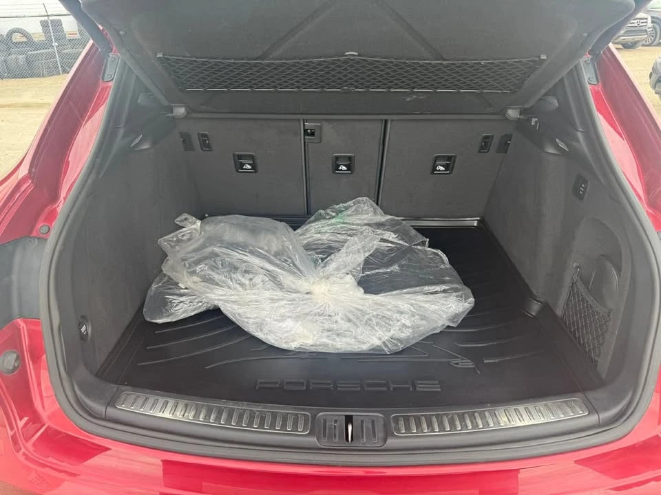 2016 Porsche Macan - Image 6 of 20