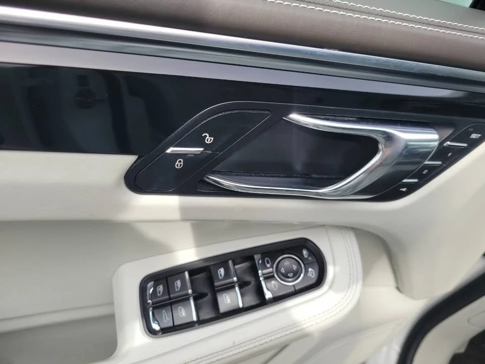 2016 Porsche Macan S - Image 15 of 15