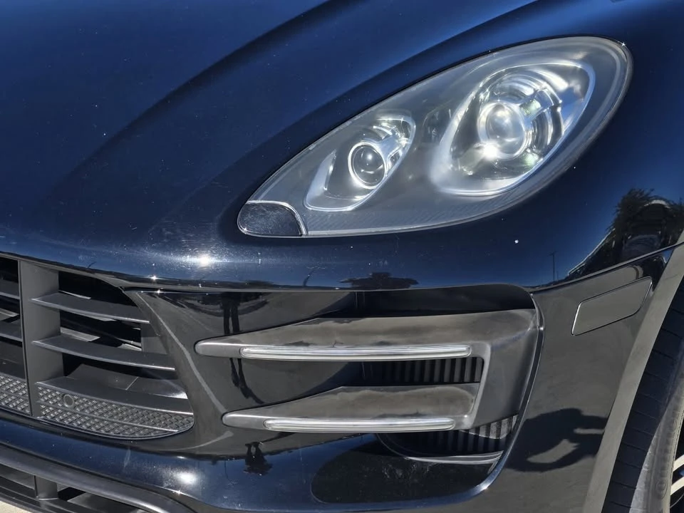 2016 Porsche Macan - Image 9 of 20