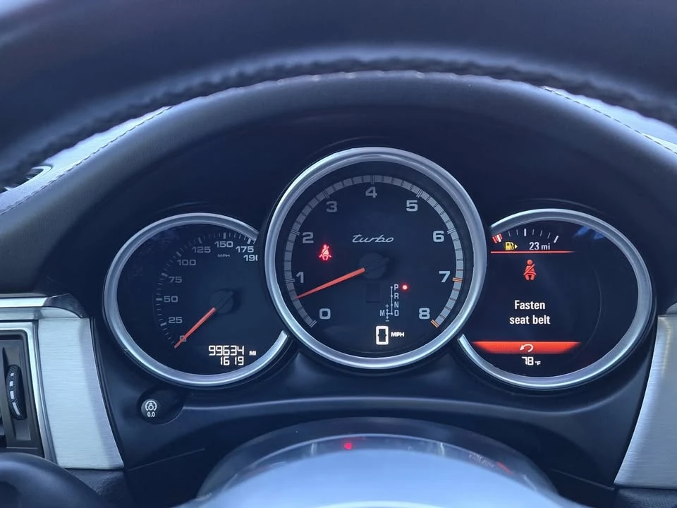 2016 Porsche Macan - Image 15 of 20