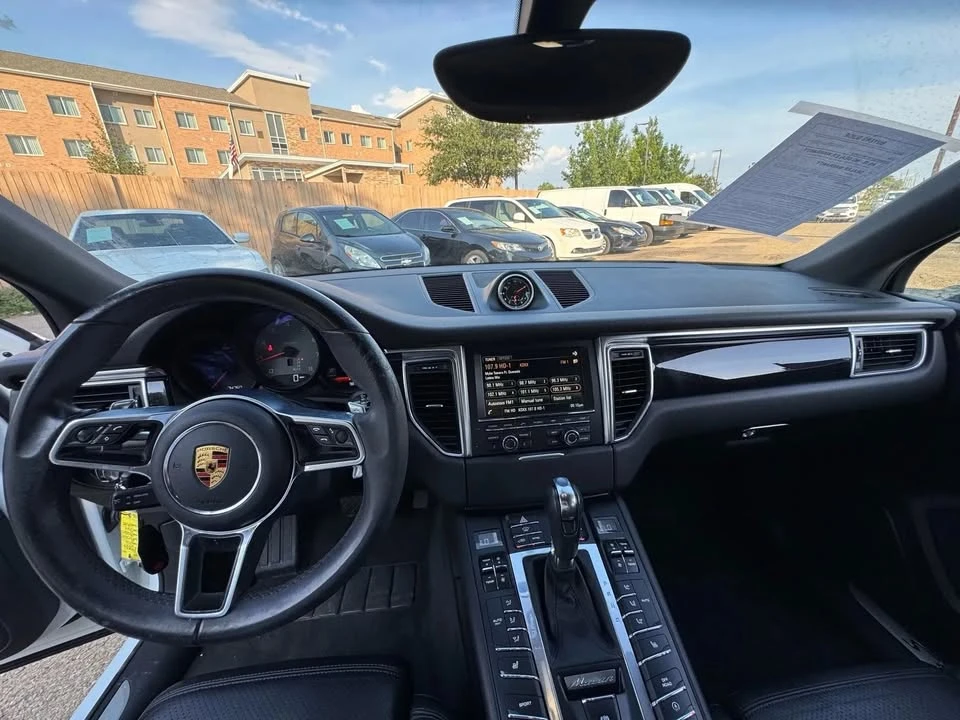 2016 Porsche Macan - Image 14 of 14