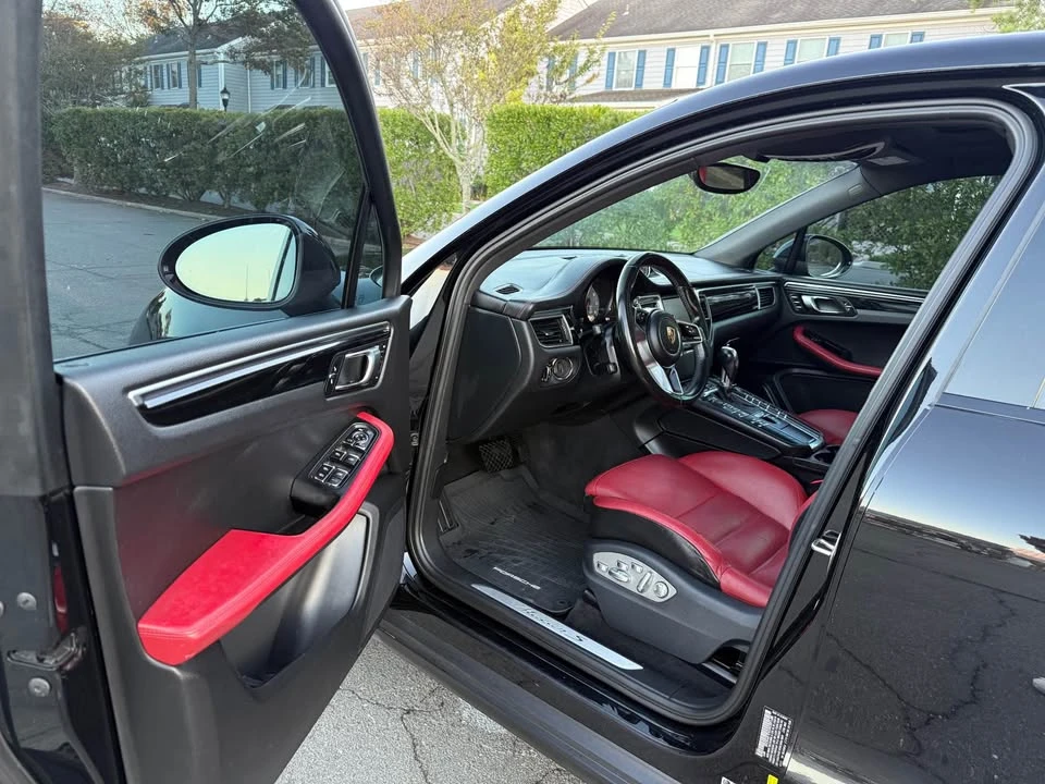 2016 Porsche Macan S - Image 9 of 19