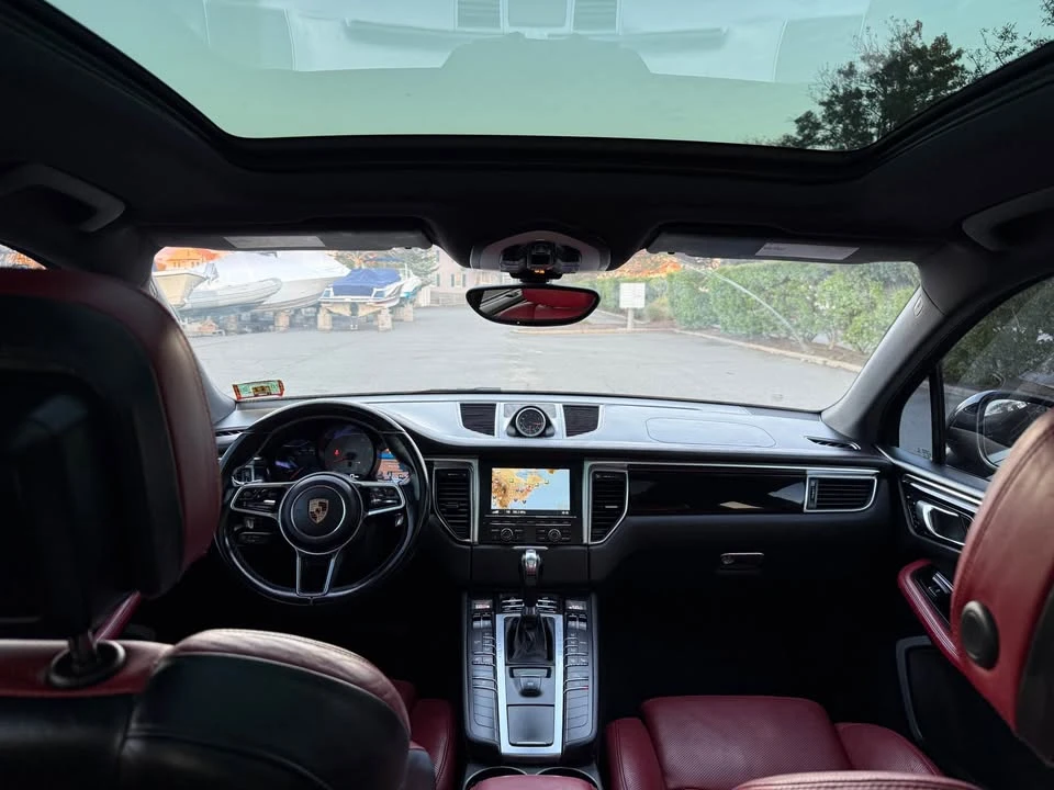 2016 Porsche Macan S - Image 16 of 19