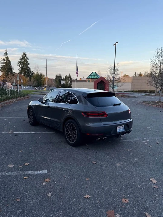 2016 Porsche Macan S - Image 2 of 12