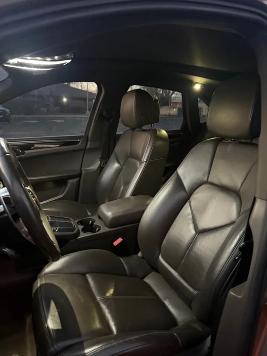 2016 Porsche Macan S - Image 8 of 11