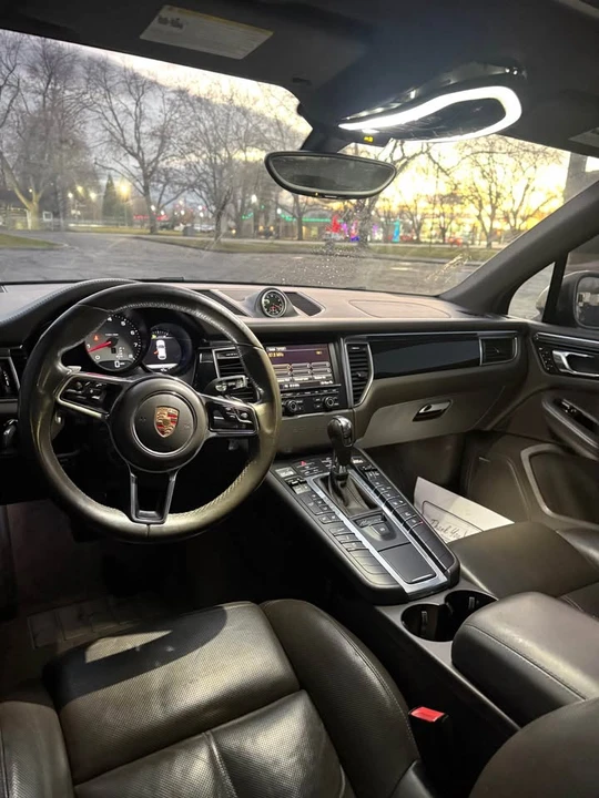 2016 Porsche Macan S - Image 10 of 11