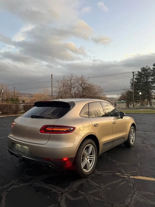 2016 Porsche Macan S - Image 6 of 11