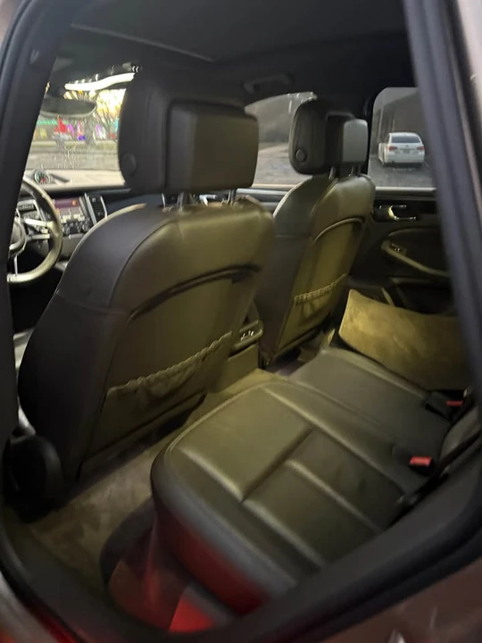 2016 Porsche Macan S - Image 9 of 11