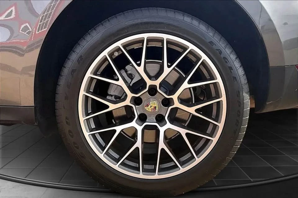 2016 Porsche Macan S - Image 5 of 10
