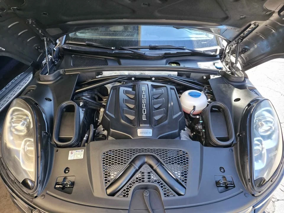 2016 Porsche Macan S - Image 14 of 20