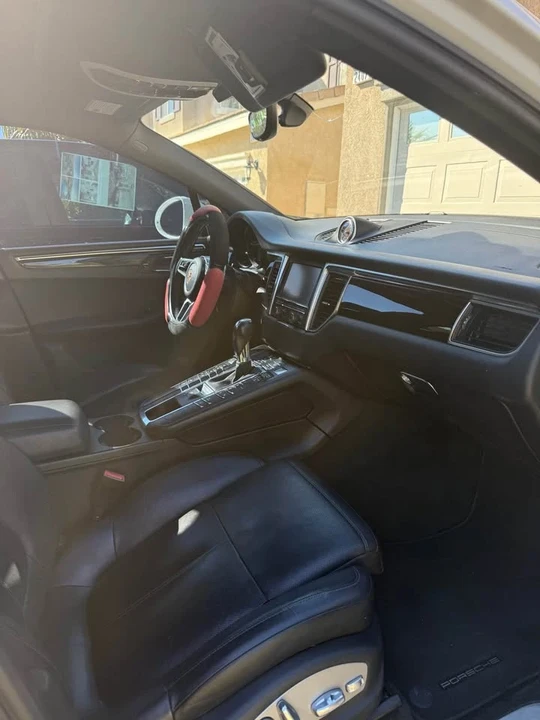 2016 Porsche Macan S - Image 8 of 9