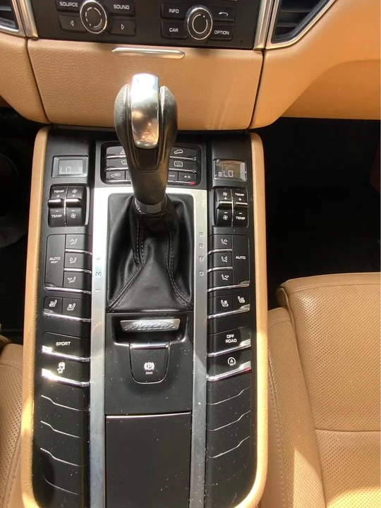 2016 Porsche Macan S - Image 17 of 17