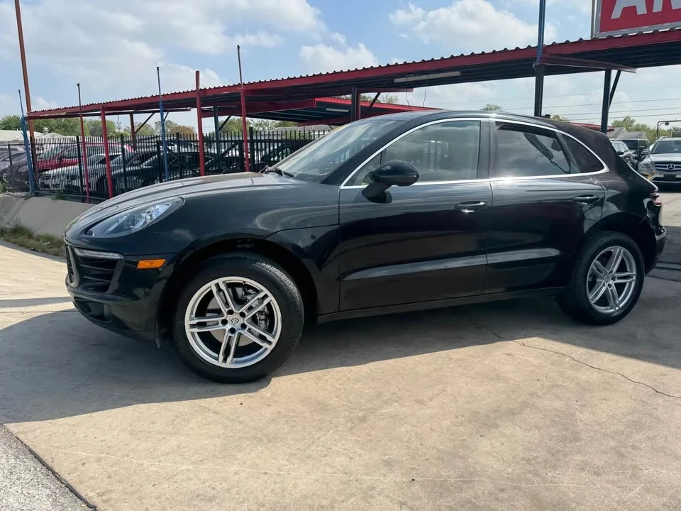 2016 Porsche Macan S - Image 10 of 17