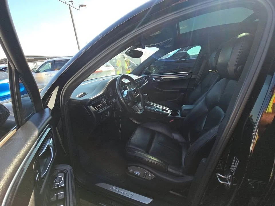 2016 Porsche Macan S - Image 4 of 9