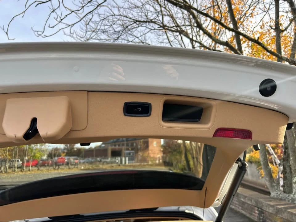 2016 Porsche Macan S - Image 11 of 20
