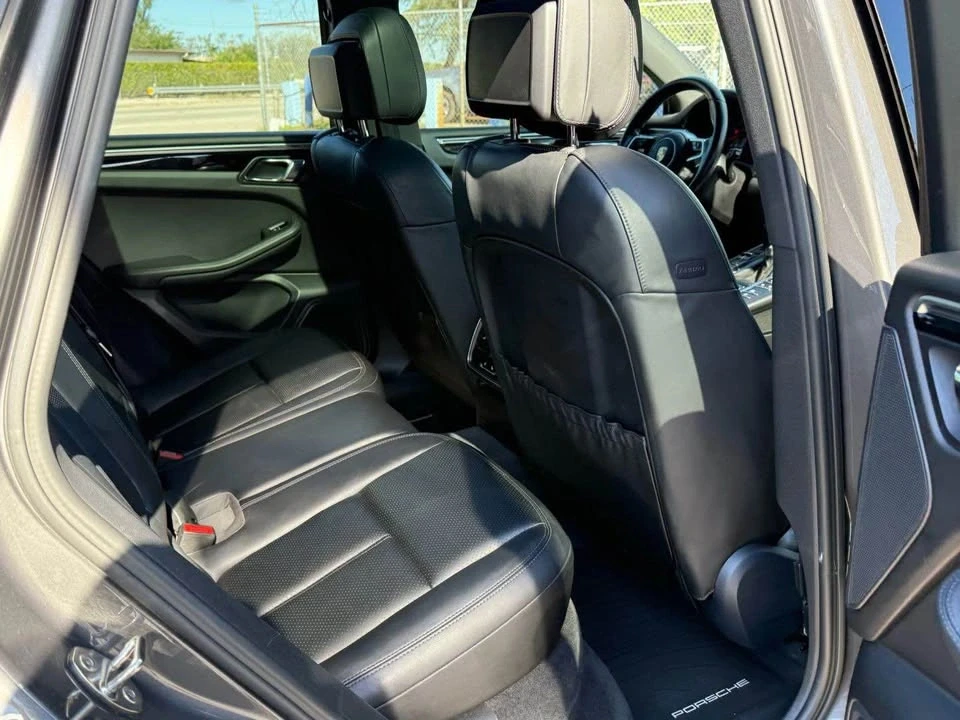 2016 Porsche Macan S - Image 18 of 19
