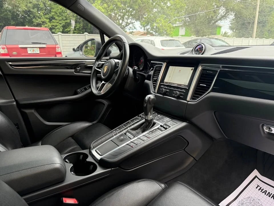 2016 Porsche Macan S - Image 12 of 19
