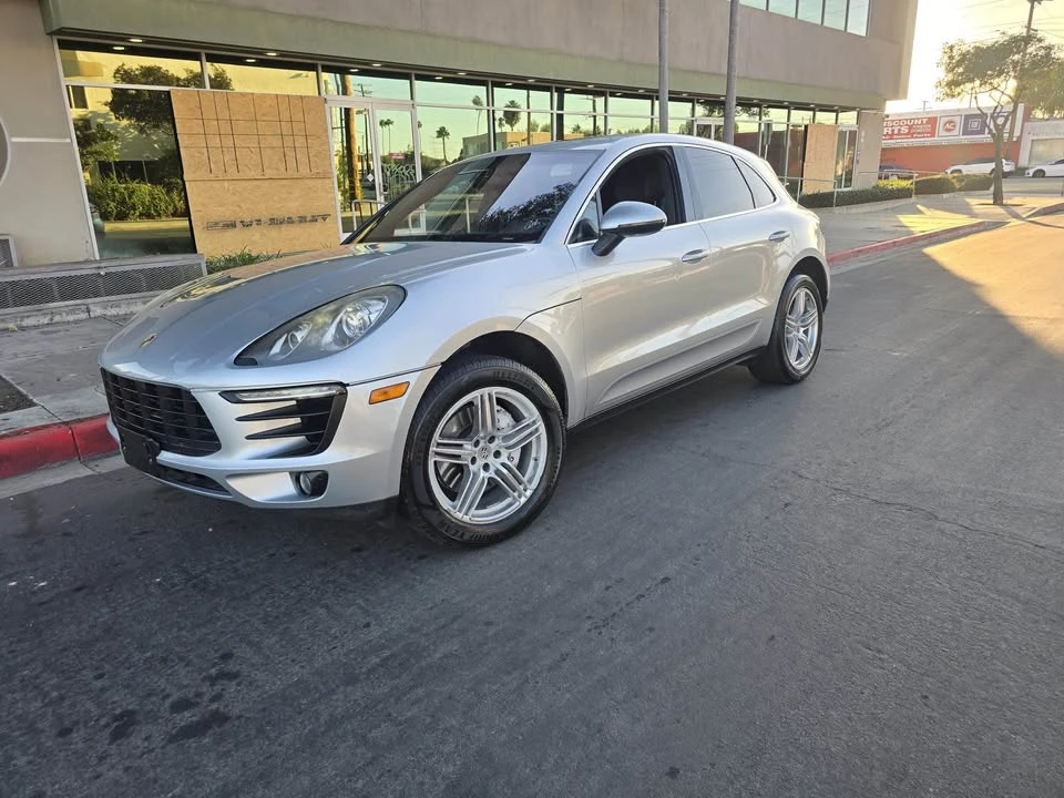 2016 Porsche Macan S - Image 2 of 14