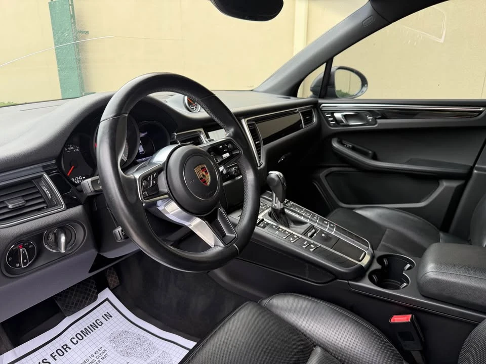 2016 Porsche Macan S - Image 8 of 19