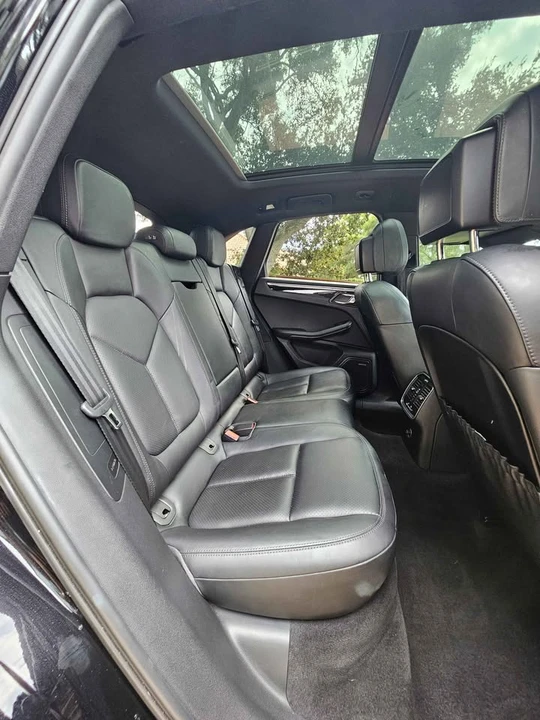 2016 Porsche Macan S - Image 17 of 19