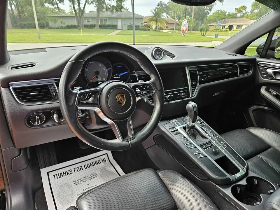 2016 Porsche Macan S - Image 10 of 19