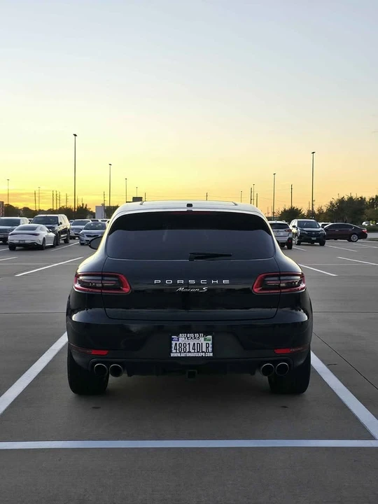 2016 Porsche Macan S - Image 8 of 15